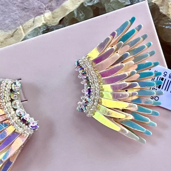 πΊπHPππΊ NWT Mignonne Gavigan Mini Madeline Earrings Sunset - Picture 3 of 16